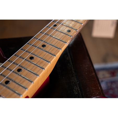 Del-Tone 50s T-style Dakota Red