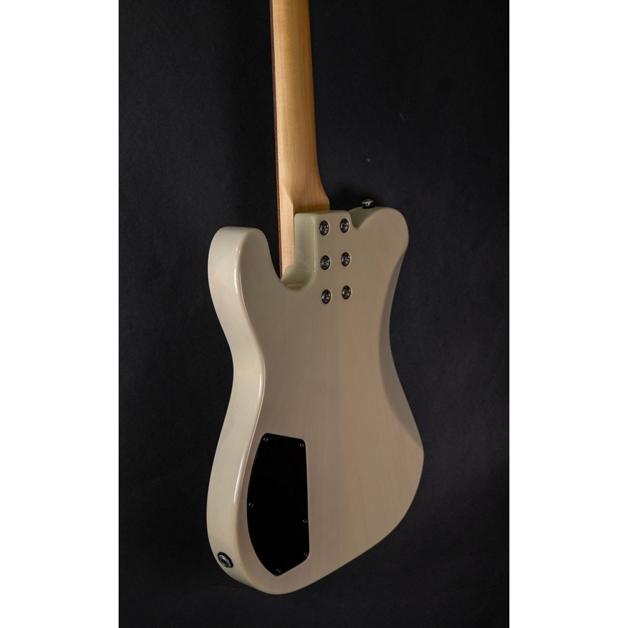 G&L Fullerton Deluxe ASAT Bass G&L Fullerton Deluxe ASAT Bass