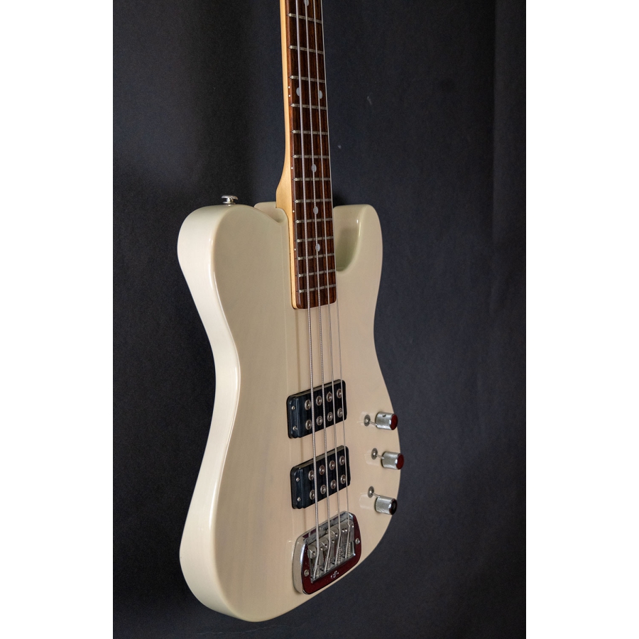 G&L Fullerton Deluxe ASAT Bass G&L Fullerton Deluxe ASAT Bass