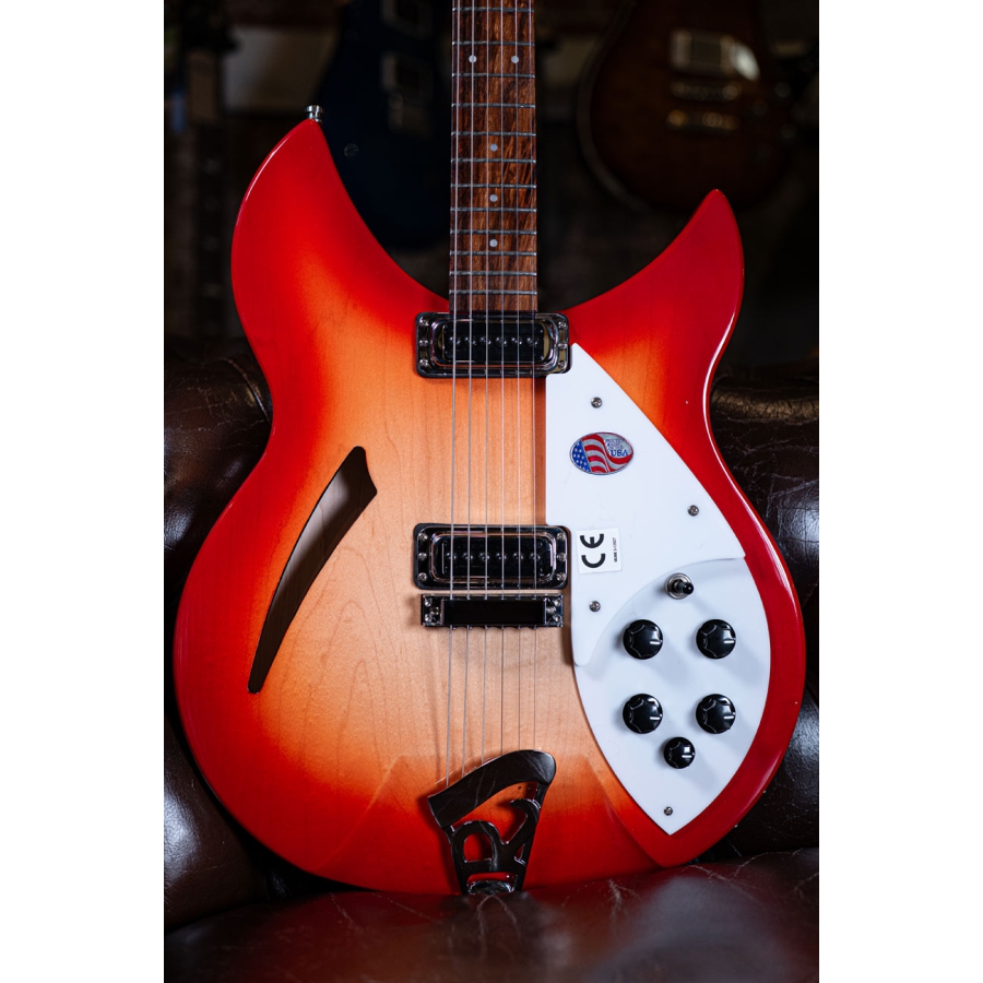 Rickenbacker 330FG Fireglo Rickenbacker 330FG Fireglo
