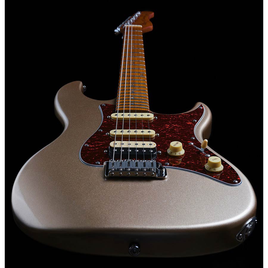 Sire Larry Carlton S7 CGM Champagne Gold Metallic Sire Larry Carlton S7 CGM Champagne Gold Metallic