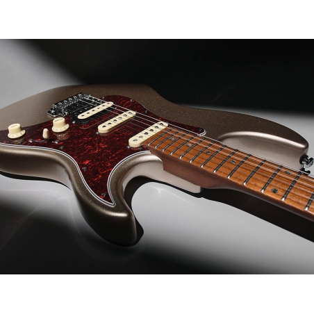 Sire Larry Carlton S7 CGM Champagne Gold Metallic