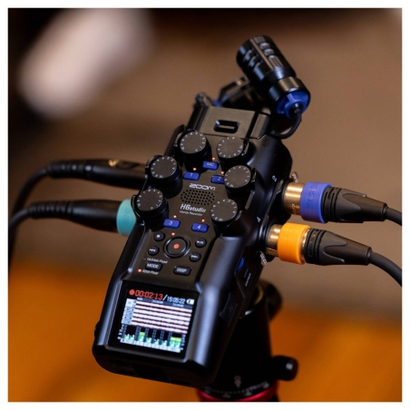 Zoom H6 Studio