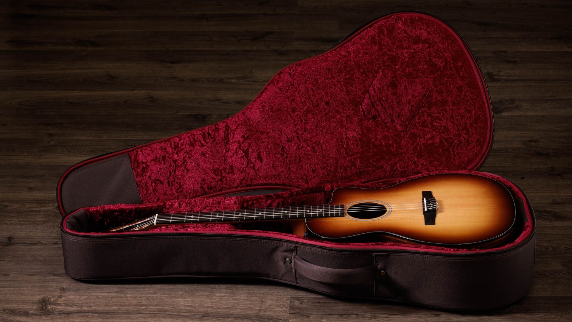 Taylor Sunset Blvd 214ce-N Plus