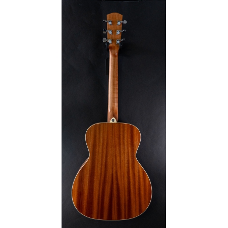 Alvarez RS26 Regent Series Red