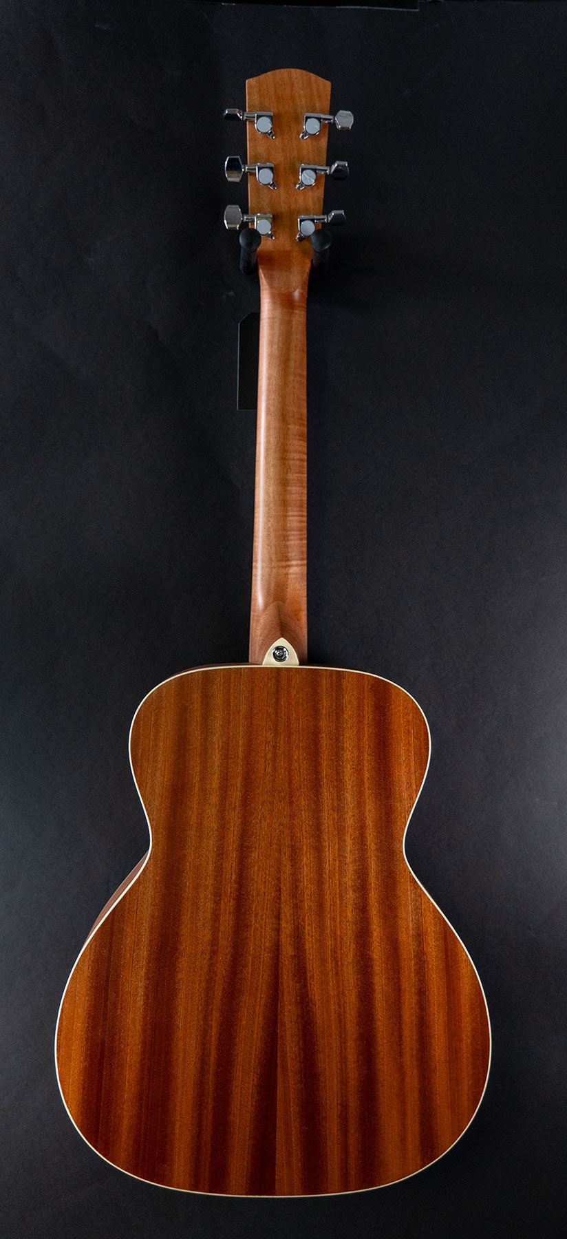 Alvarez RS26 Regent Series Red