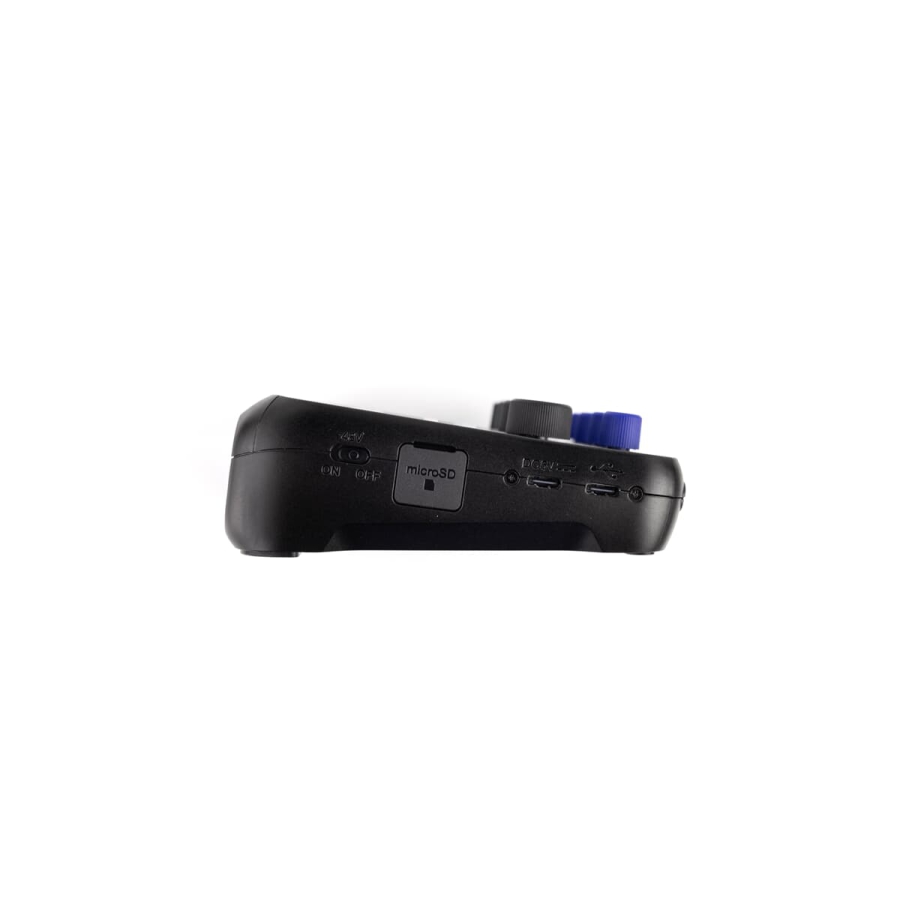 Zoom PodTrak P4next Podcast Recorder Zoom PodTrak P4next Podcast Recorder