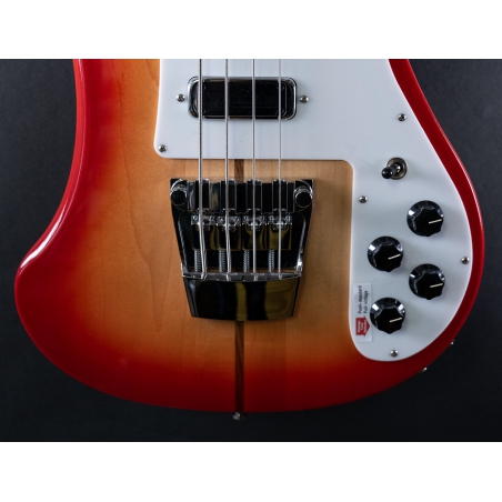 Rickenbacker 4030s FG Short Scale Fireglo