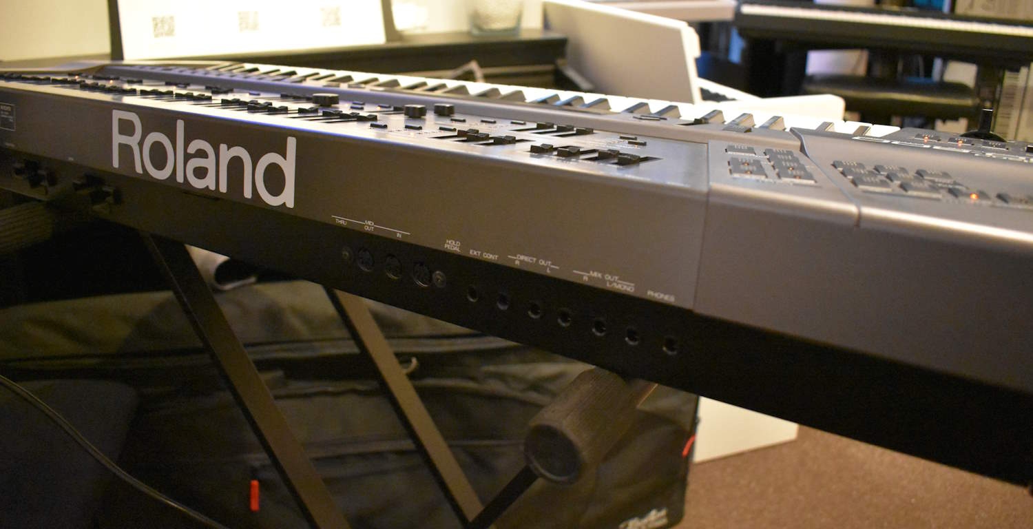 Roland JD800 Synthesizer