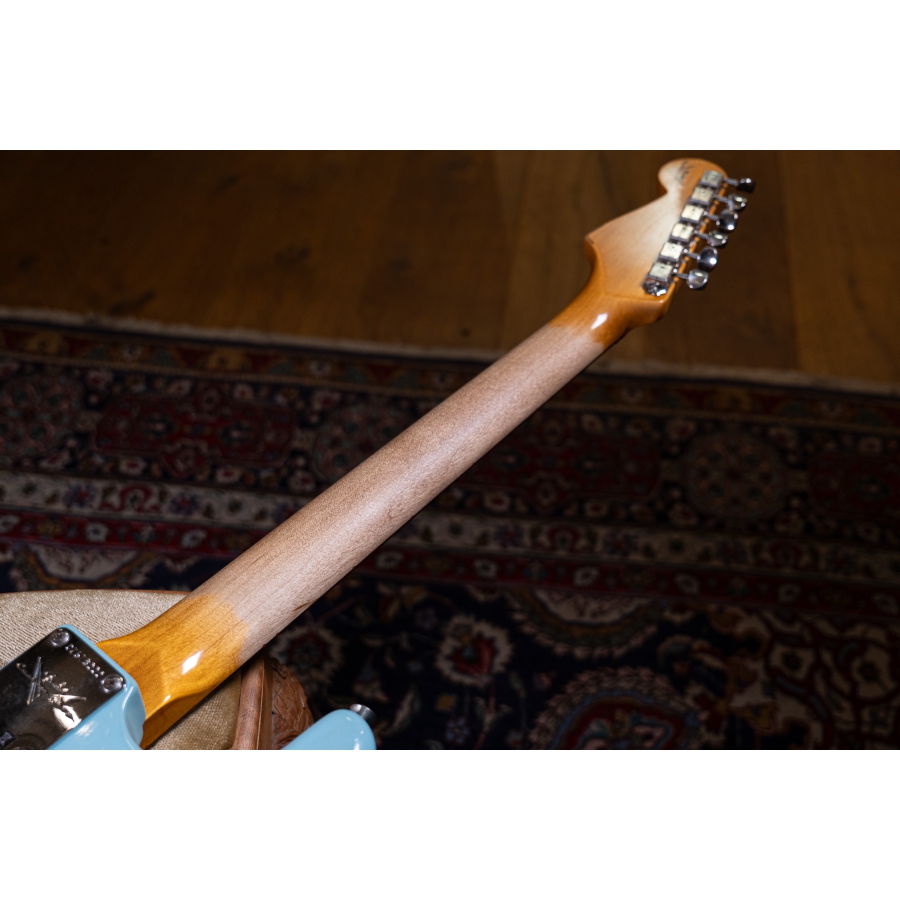 Fender Custom Shop Late 62 Strat Relic Faded Daphne Blue