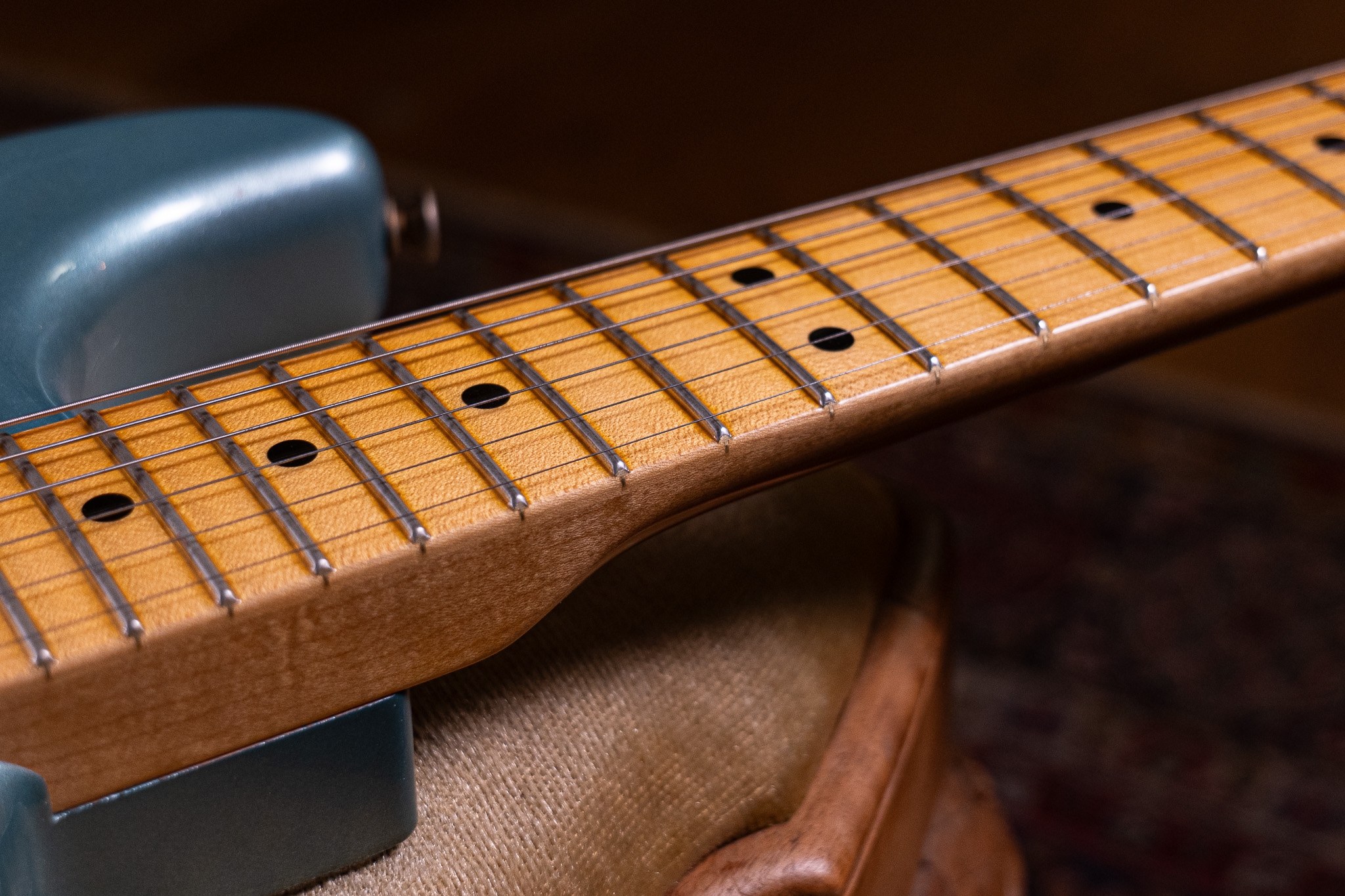 Fender Custom Shop Limited edition 69 Stratocaster Journeyman Relic Aged Firemist Silver