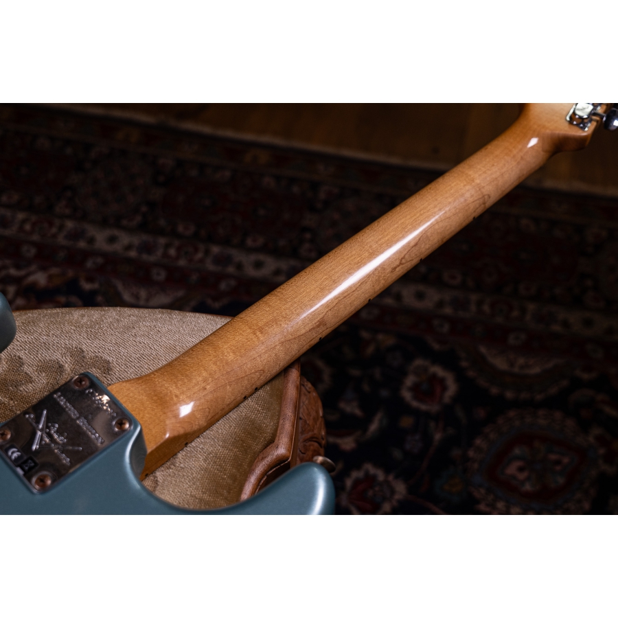 Fender Custom Shop Limited edition 69 Stratocaster Journeyman Relic Aged Firemist Silver