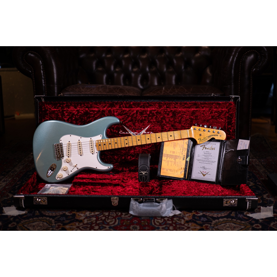Fender Custom Shop Limited edition 69 Stratocaster Journeyman Relic Aged Firemist Silver