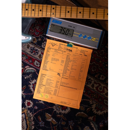 Fender Custom Shop Limited edition 69 Stratocaster Journeyman Relic Aged Firemist Silver