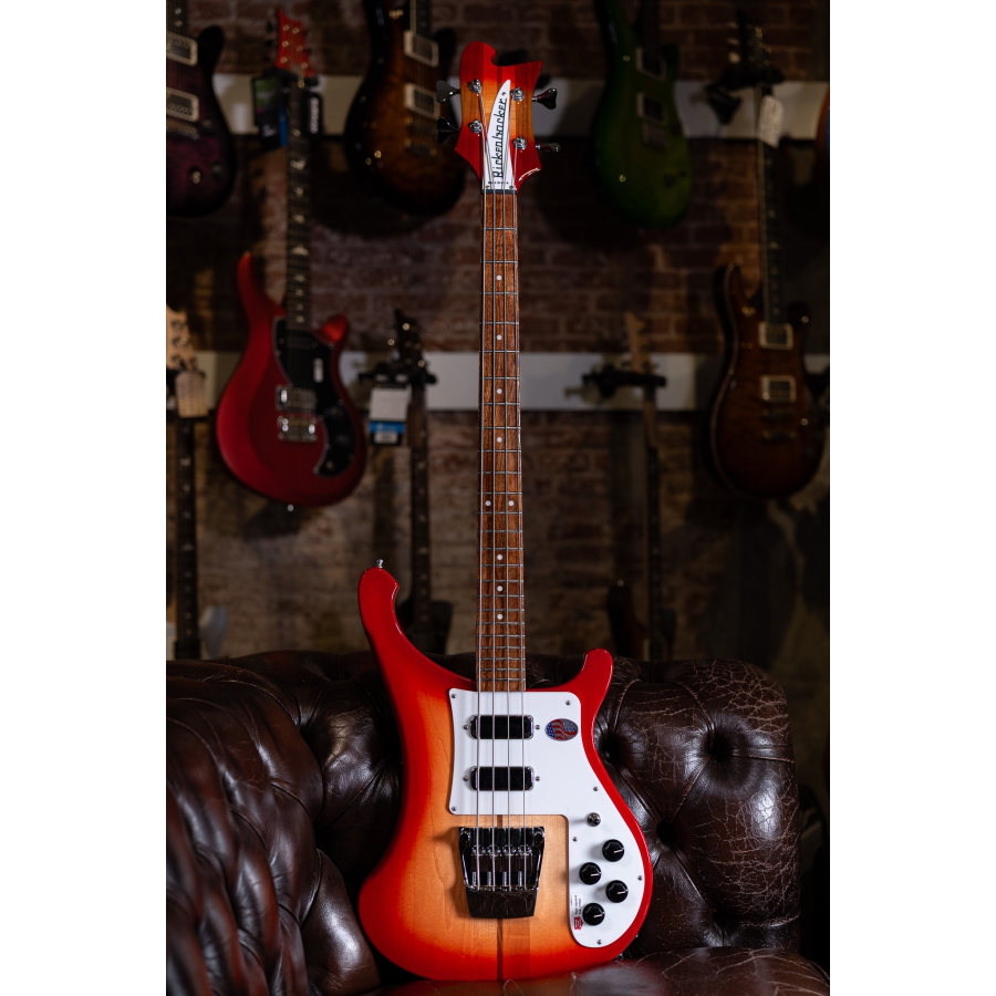 Rickenbacker 4030s FG Short Scale Fireglo