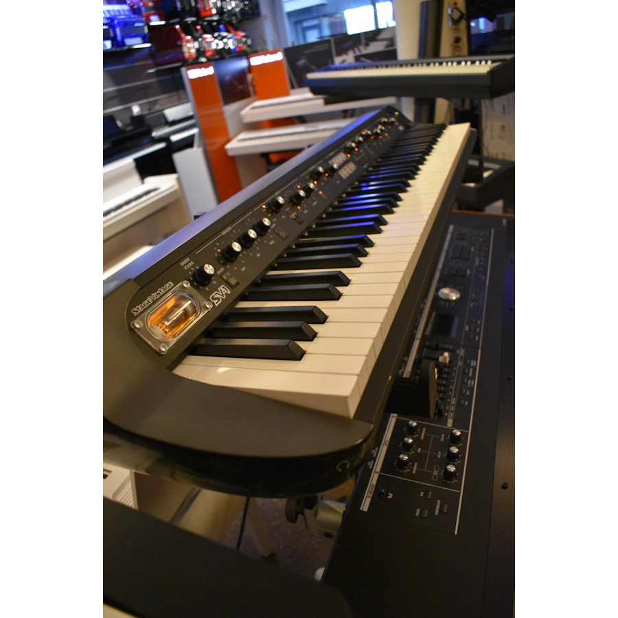 Korg SV1 73 Digitale Stage Piano