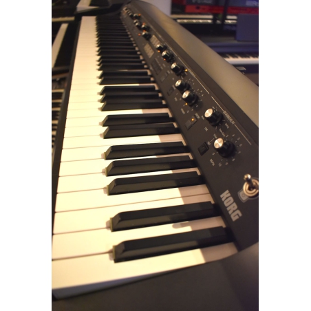 Korg SV1 73 Digitale Stage Piano