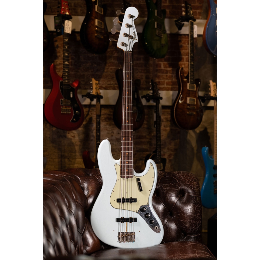 Fender Custom Shop 63 Jazz Bass Journeyman Aged Sonic Blue