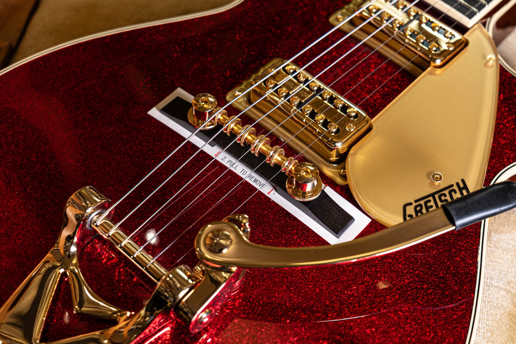 Gretsch G6129TG-59VS Limited Edition Sparkle Jet Red Sparkle