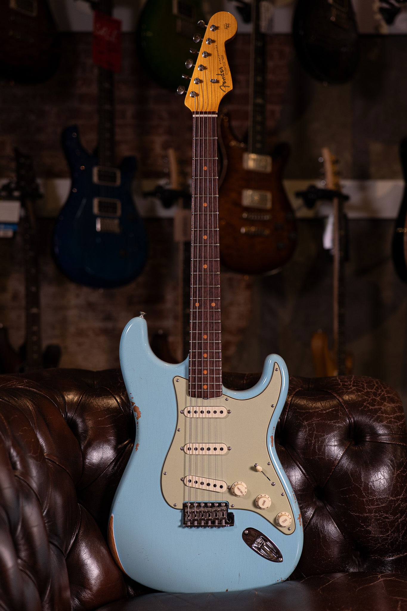 Fender Custom Shop Late 62 Strat Relic Faded Daphne Blue