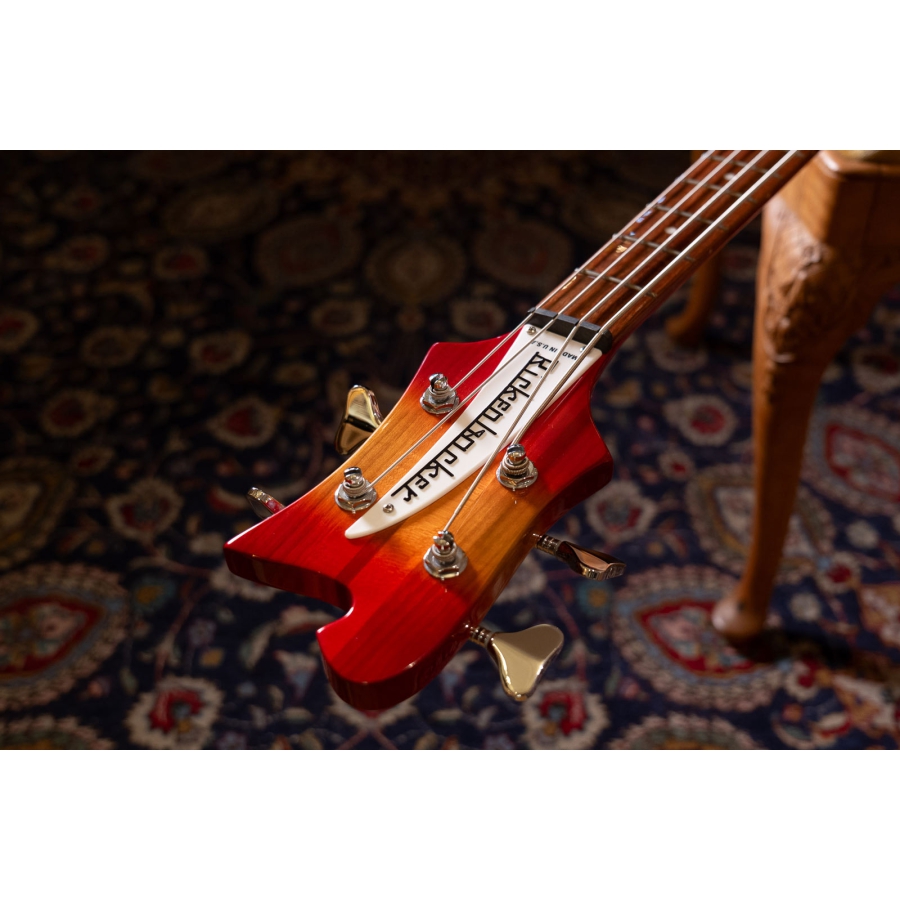 Rickenbacker 4030s FG Short Scale Fireglo