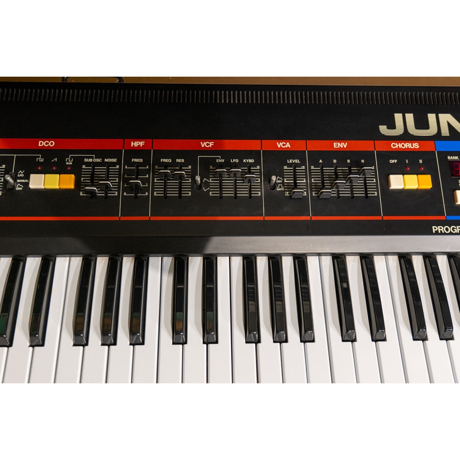 Roland Juno-60 vintage synthesizer 1983