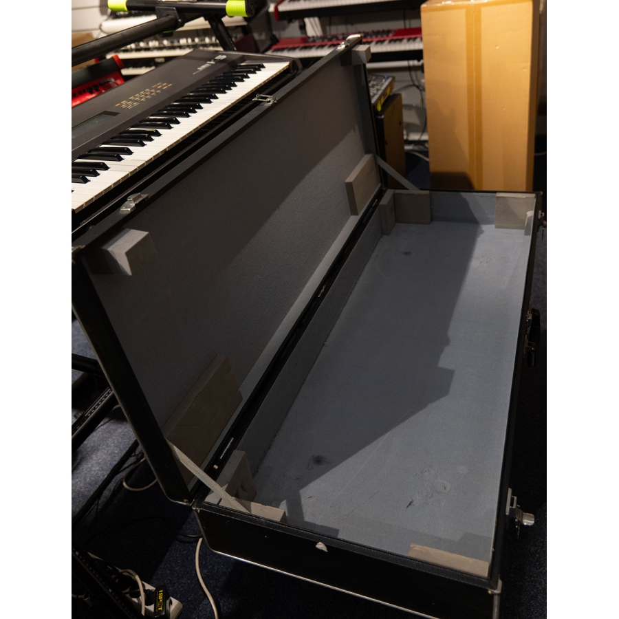 Roland Juno-60 vintage synthesizer 1983