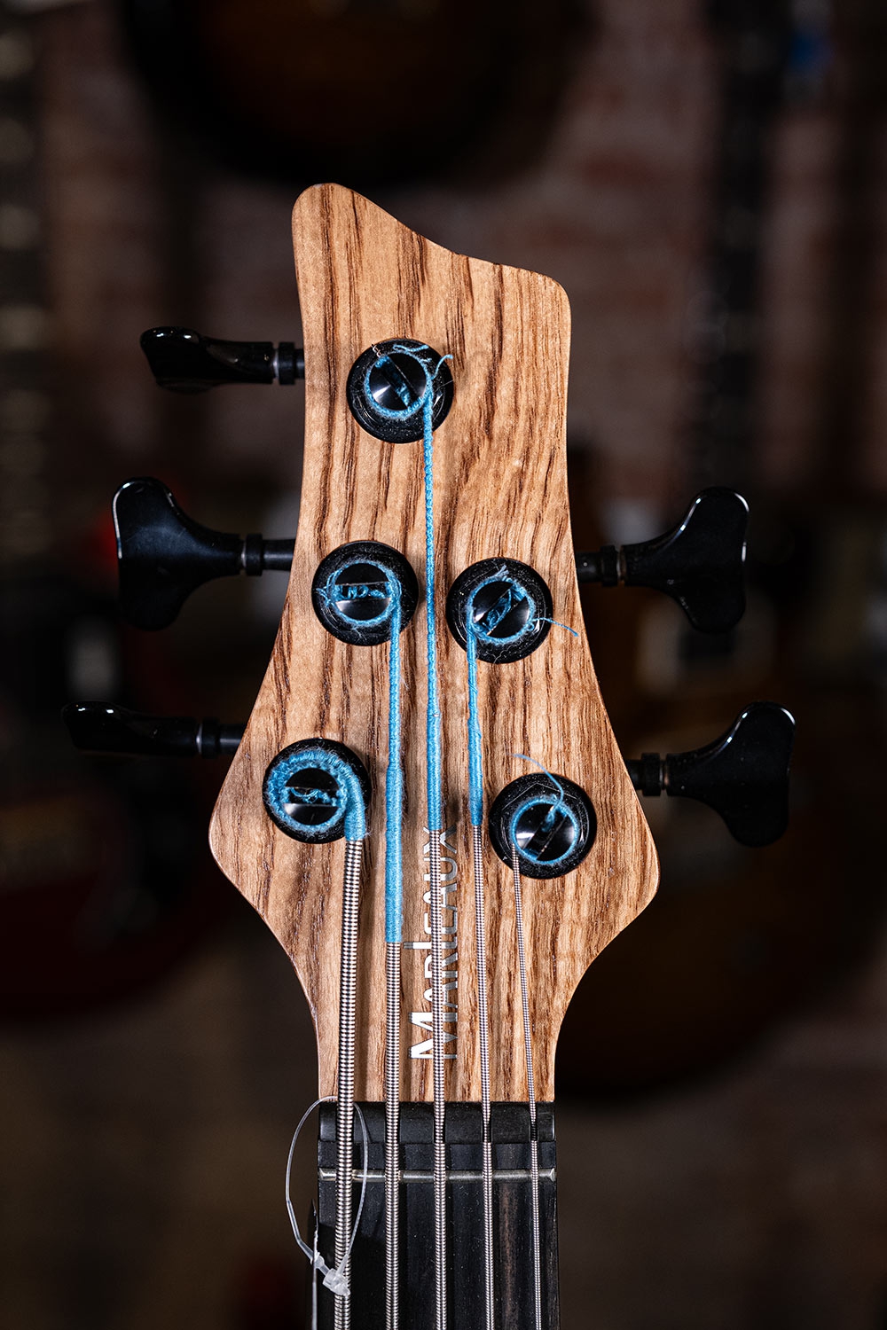 Marleaux Consat Custom 5 Neck Thru Natural