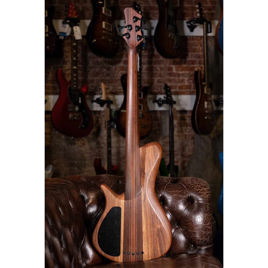 Franz Bassguitars Sirius 5 Fretless Walnut