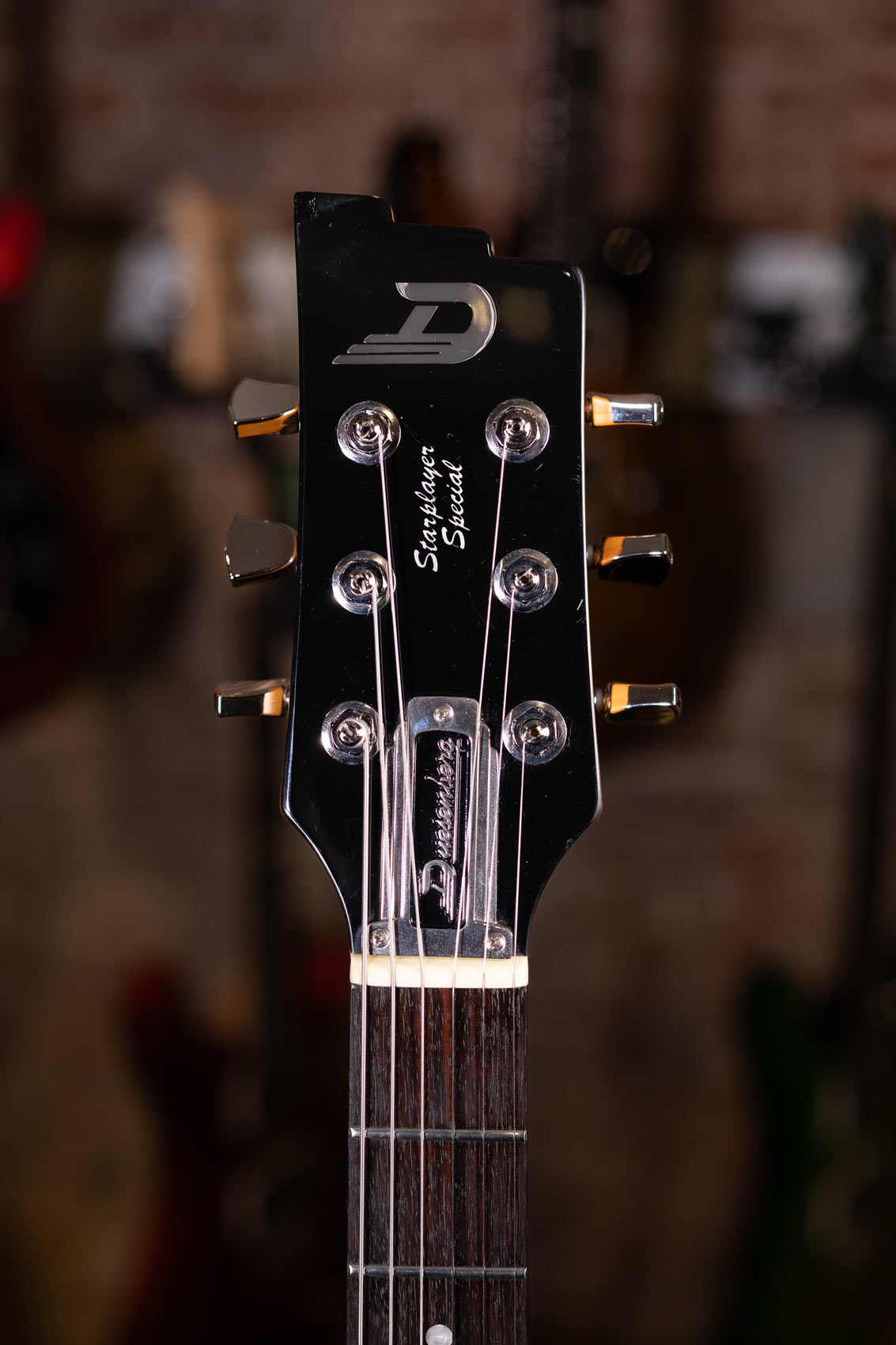 Duesenberg StarPlayer Special Blue Sparkle