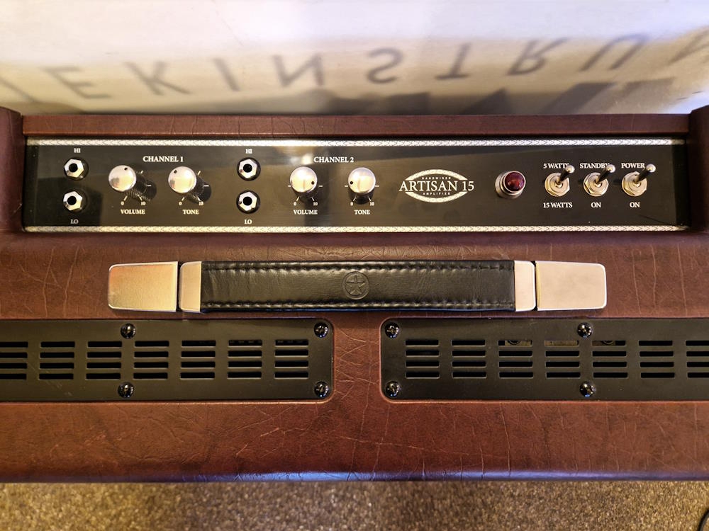 Blackstar Artisan 15