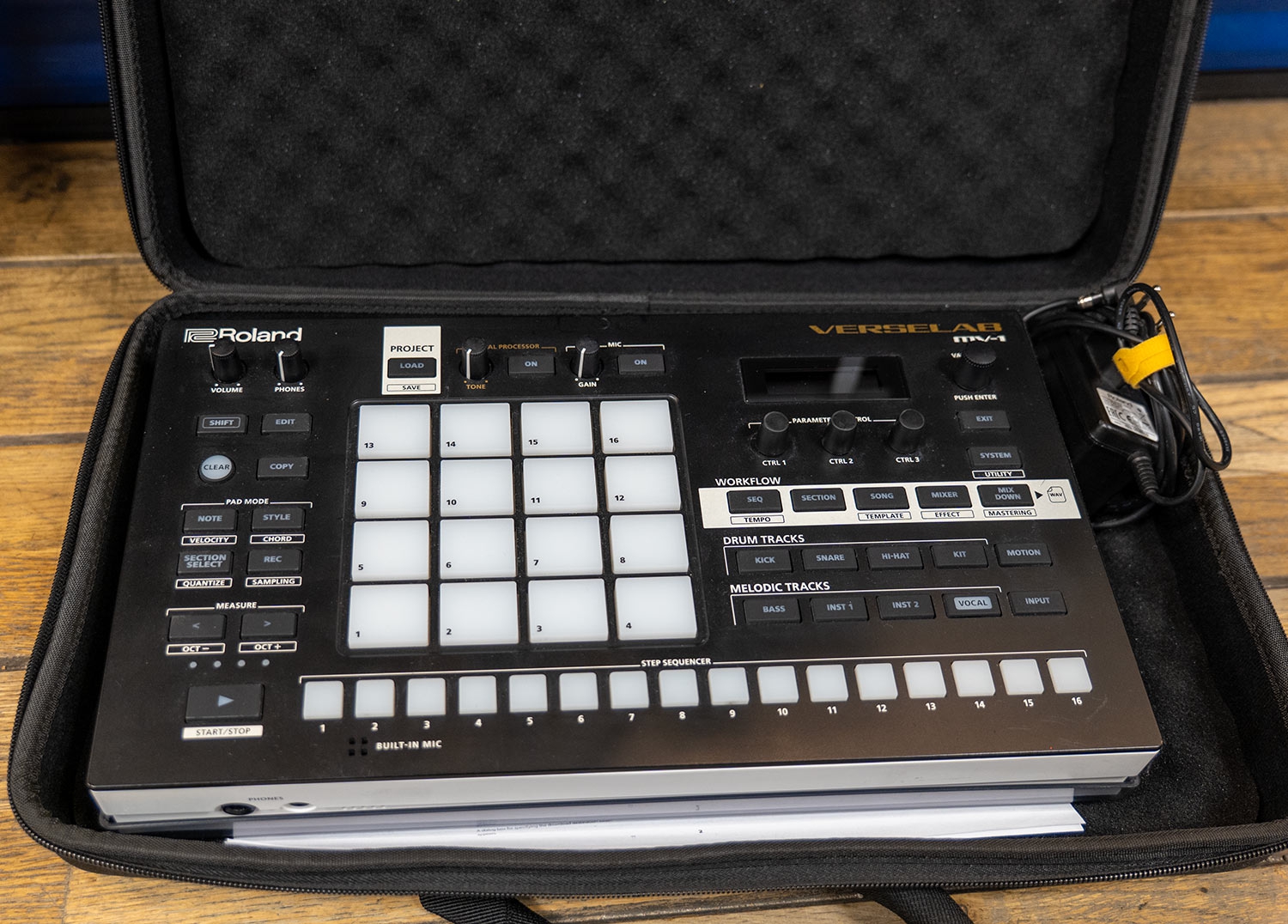 Roland VERSELAB MV-1 met Tas