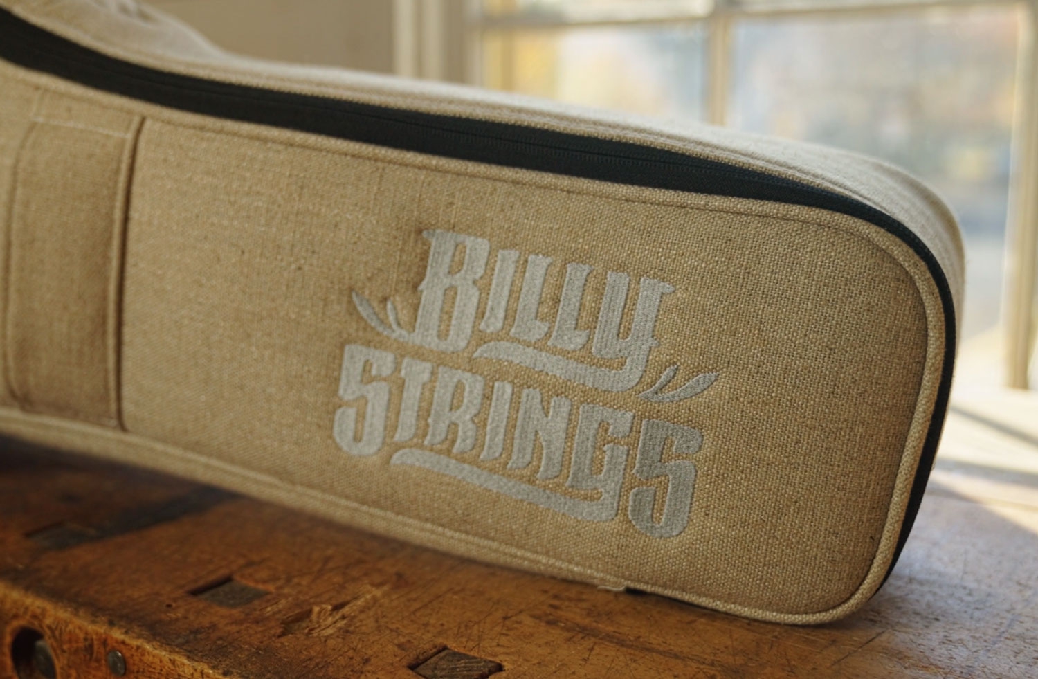 Martin D-X2E Billy Strings model