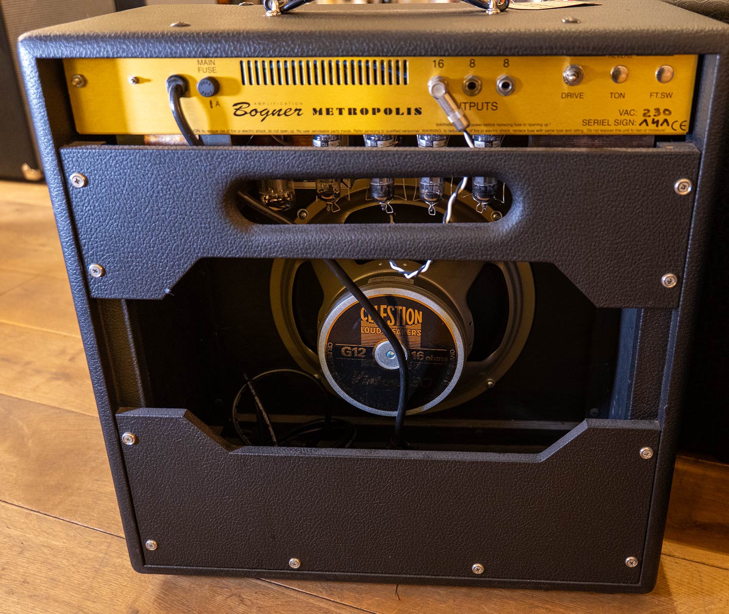 Bogner Metropolis 30W 1x12 inch combo