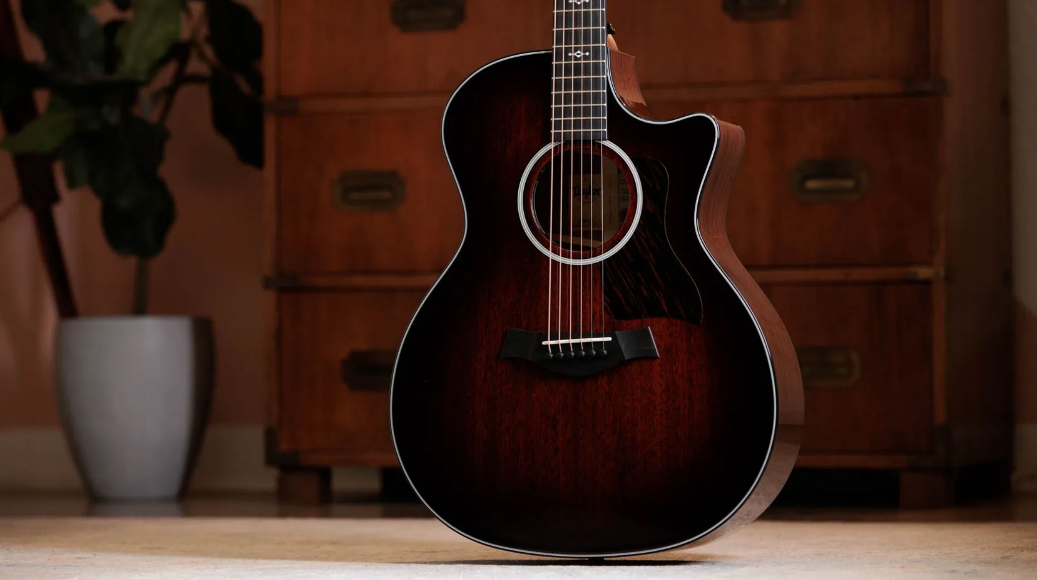 Taylor Next Generation 324ce