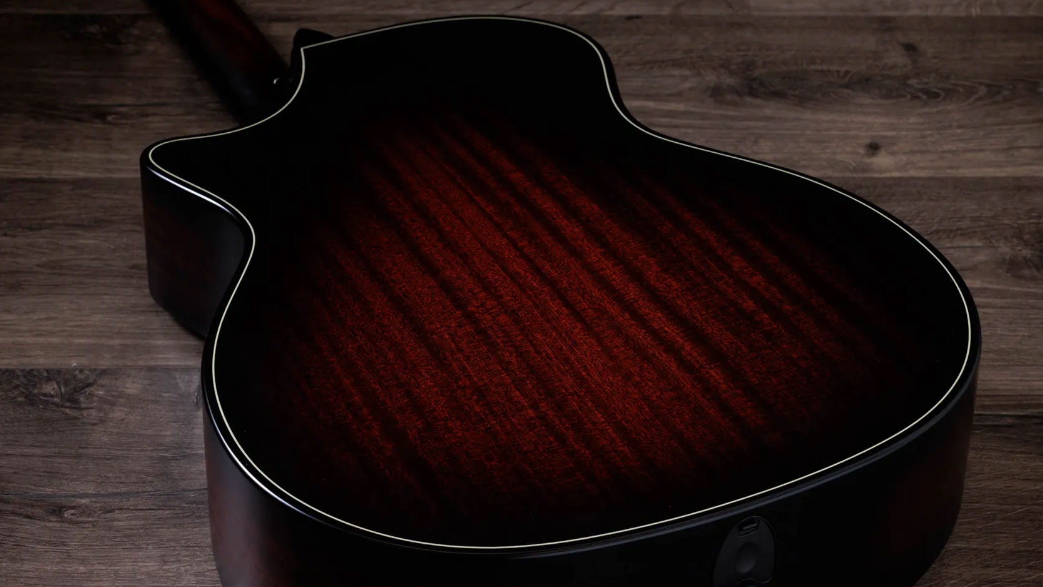 Taylor Next Generation Builder's Edition 324ce