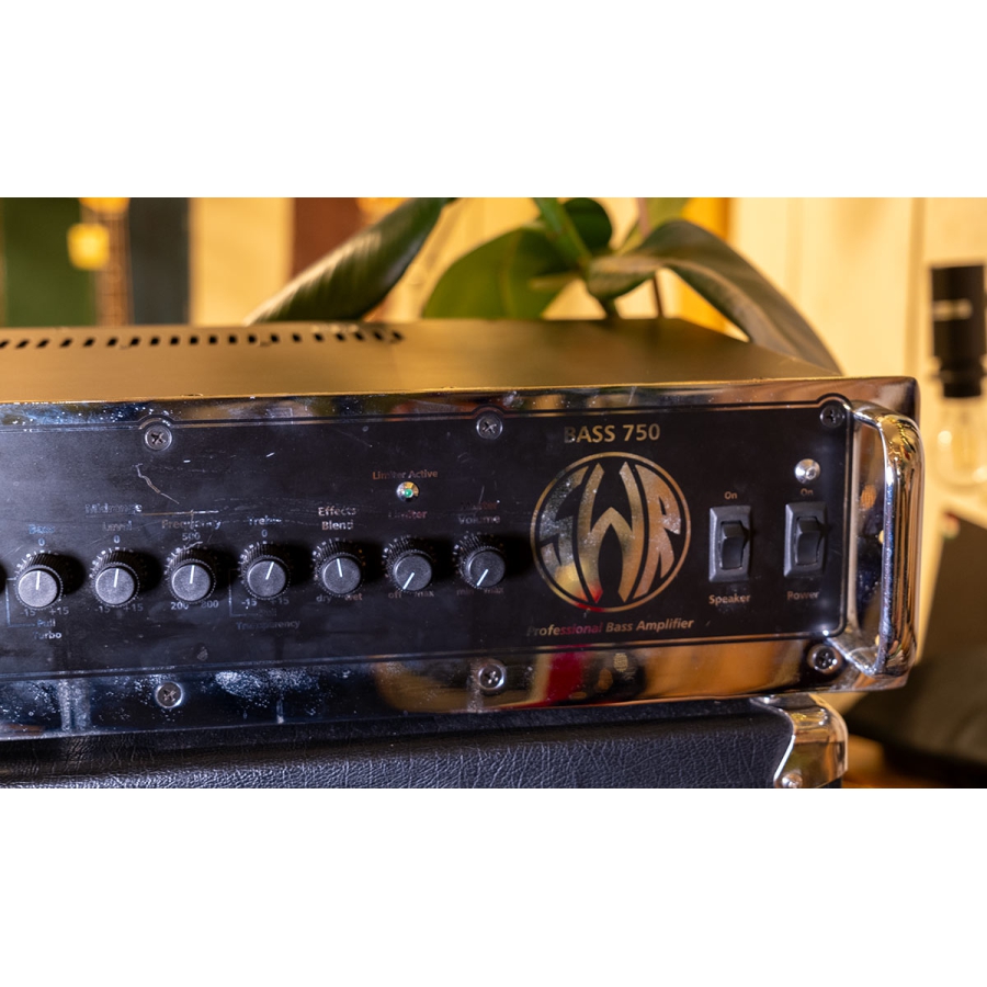 SWR Bass 750 Head