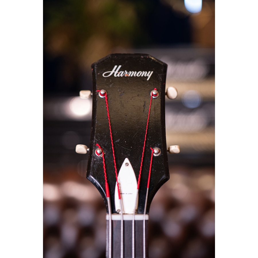Harmony H22 semi-hollow bass 1960s USA