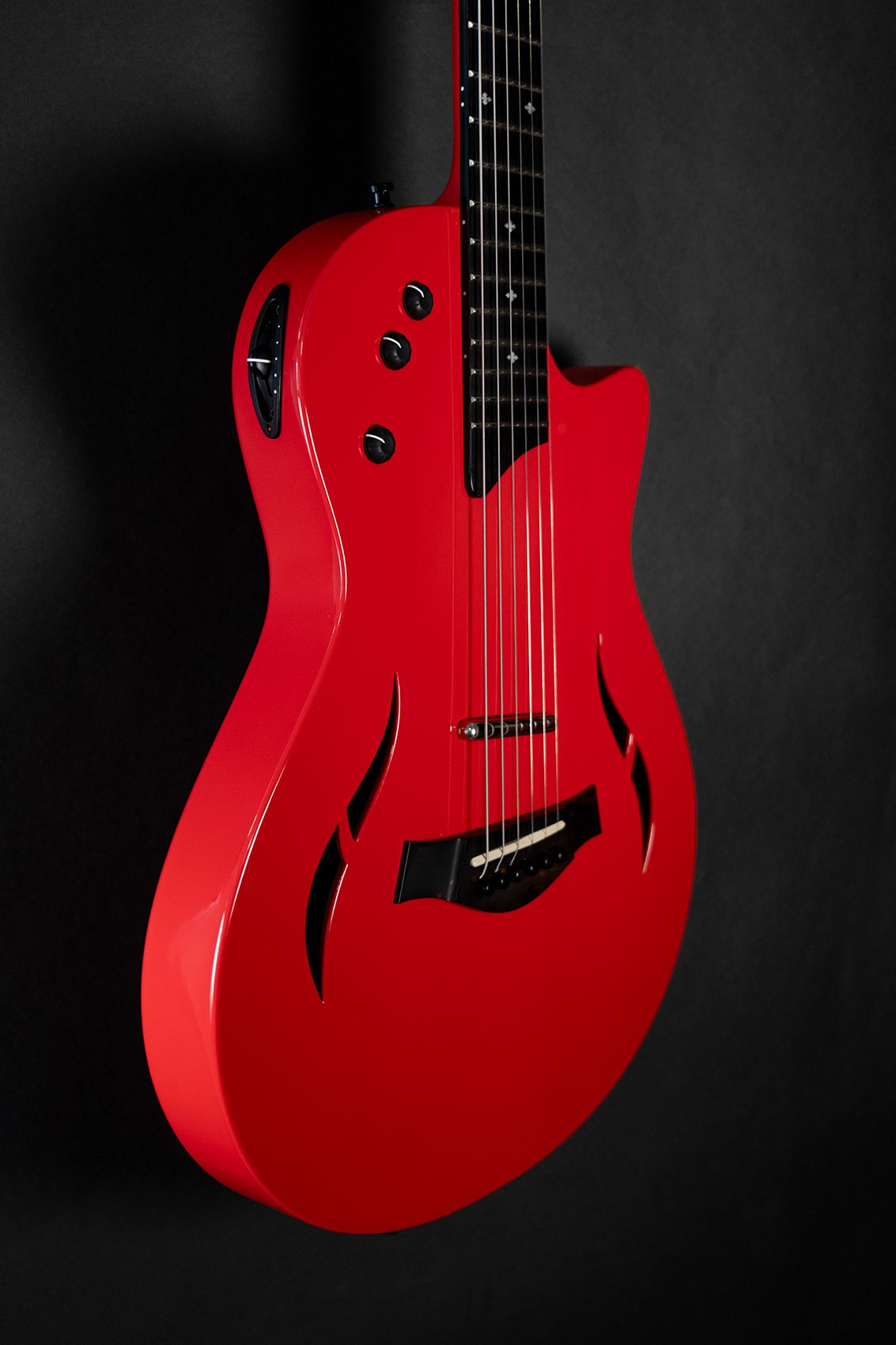 Taylor T5z Classic DLX LTD Fiesta Red