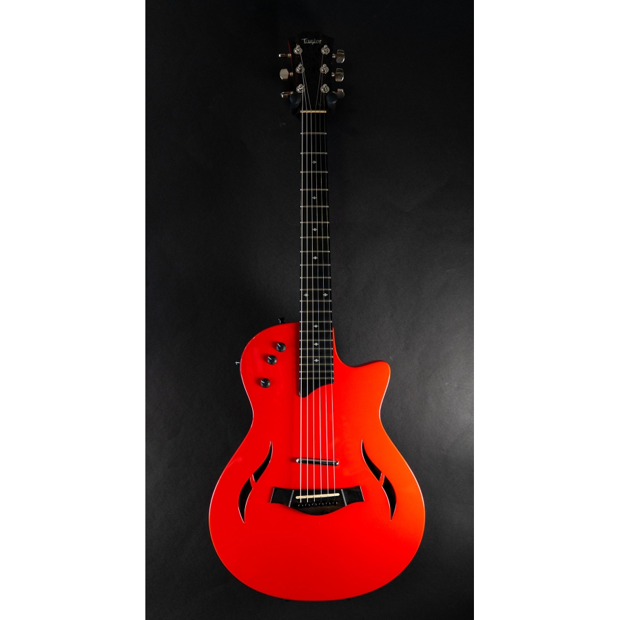 Taylor T5z Classic DLX LTD Fiesta Red