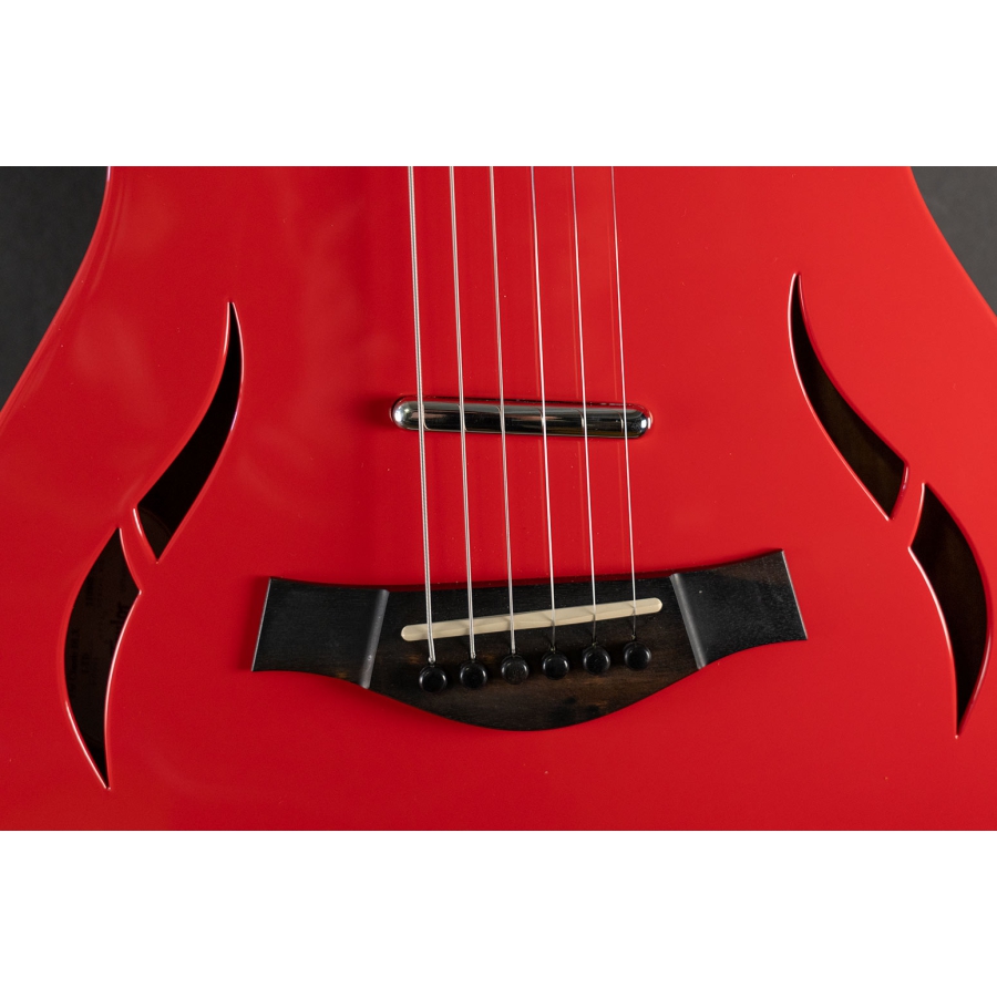 Taylor T5z Classic DLX LTD Fiesta Red