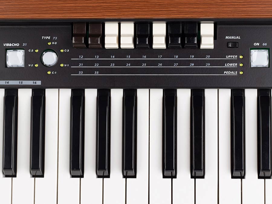 Crumar DK61 USB organ controller