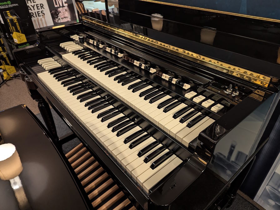 Hammond New B3 MKII Orgel Custom Polished Black