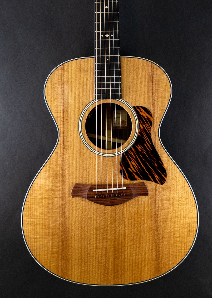 Taylor Gold Label 712e
