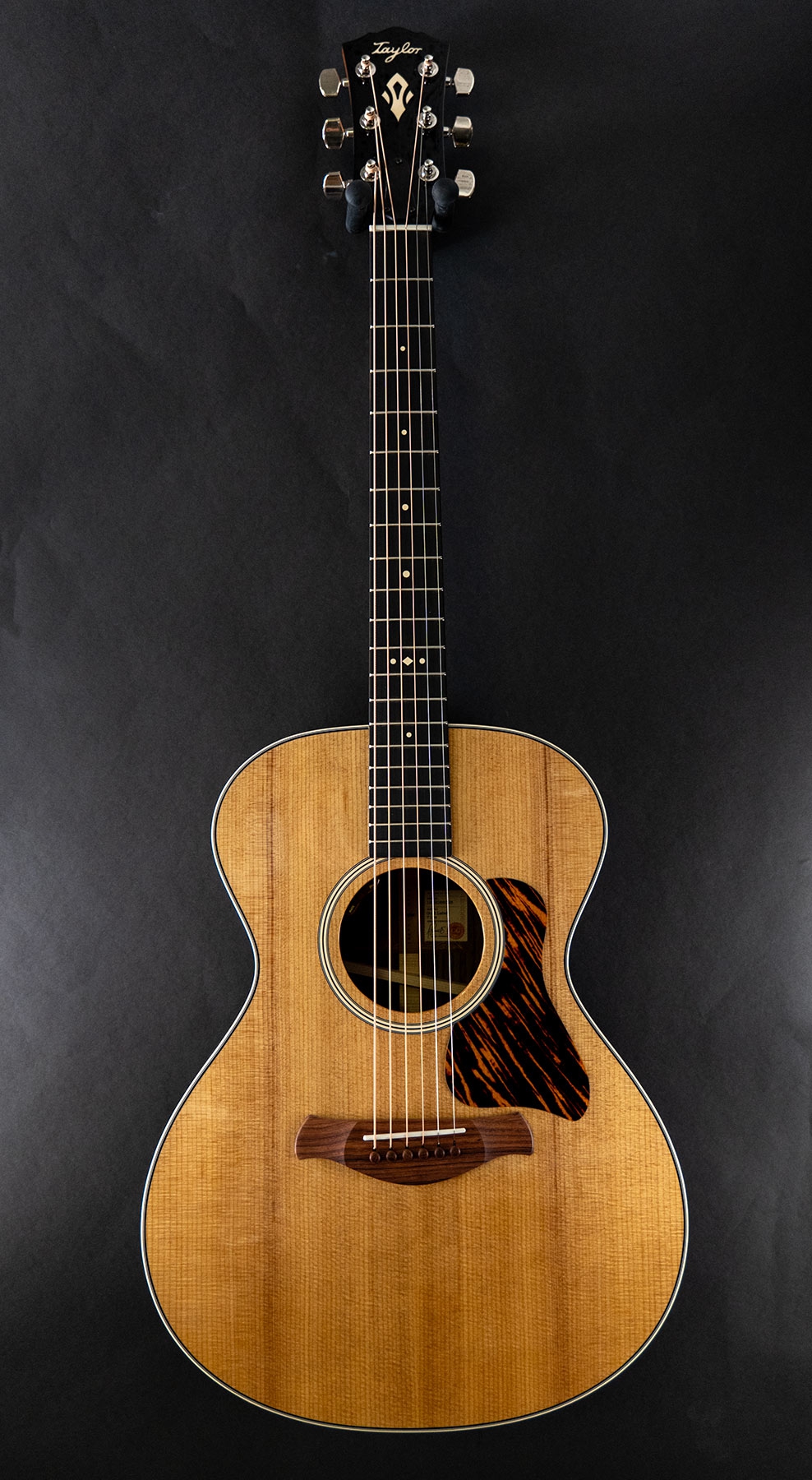 Taylor Gold Label 712e