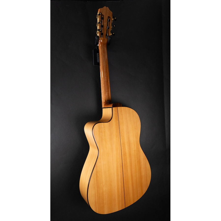 Bautista Iranzo Model 21 Crossover Cypresse