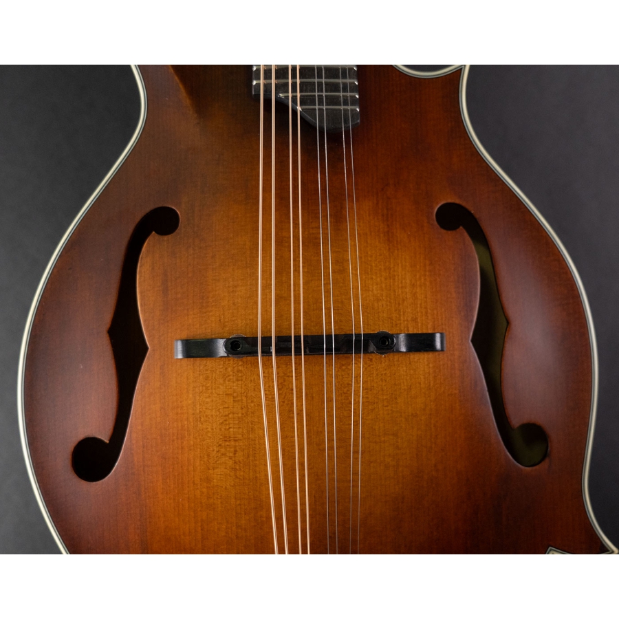 Eastman MD315 Adirondack Wide Nut Amberburst