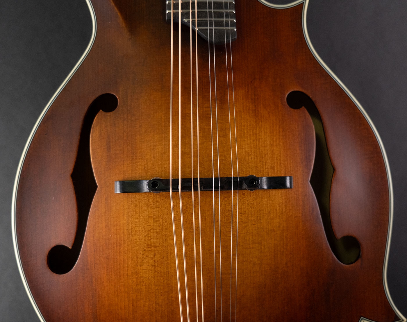 Eastman MD315 Adirondack Wide Nut Amberburst