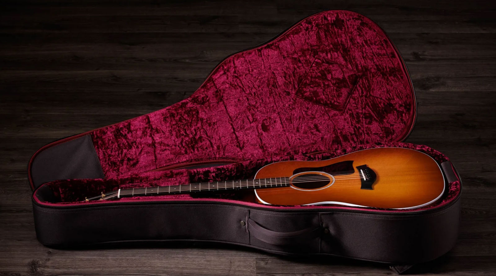 Taylor 217e Plus Special Edition Honeyburst