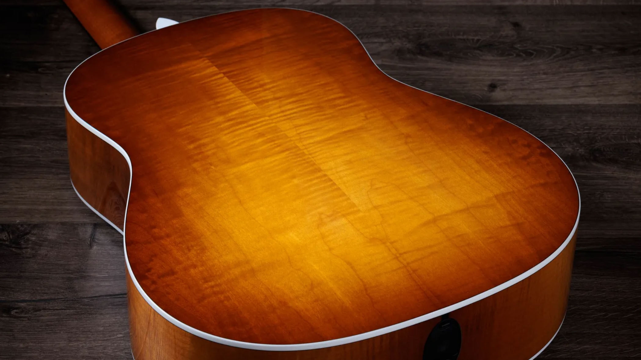 Taylor 217e Plus Special Edition Honeyburst